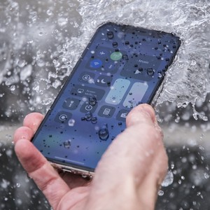Водонепроницаемые iPhone – какие модели не боятся воды?